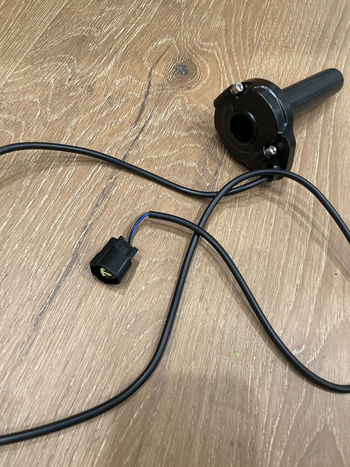 Replacement Surron Throttle *ONLY WORKS ON SURRONS*